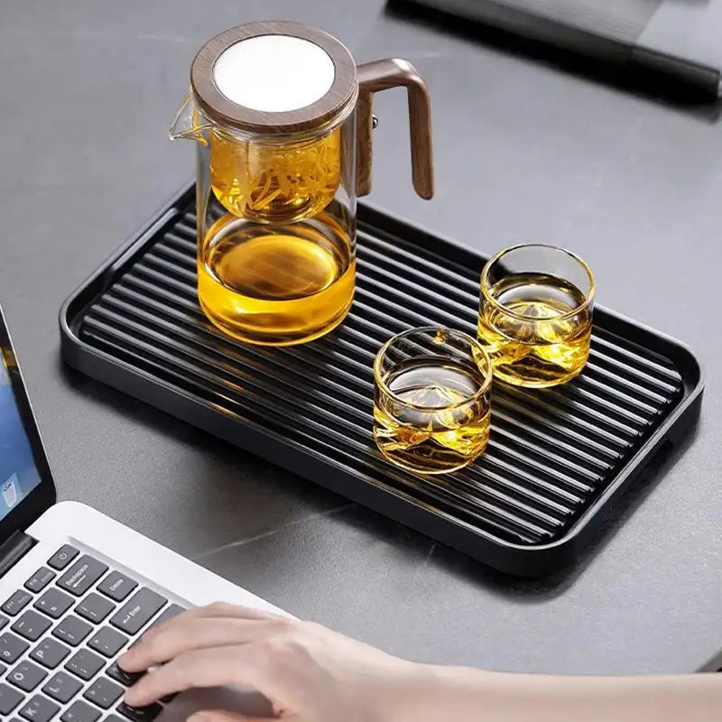 Borosilicate Glass Teapot with Removable Infuser and Wooden Handle, Drip-Resistant Spout