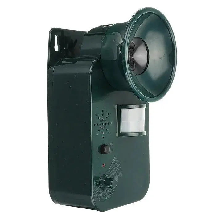 Outdoor Ultrasonic Animal Repeller with Motion Sensor and Flashing Light, Battery Powered Avento Goods