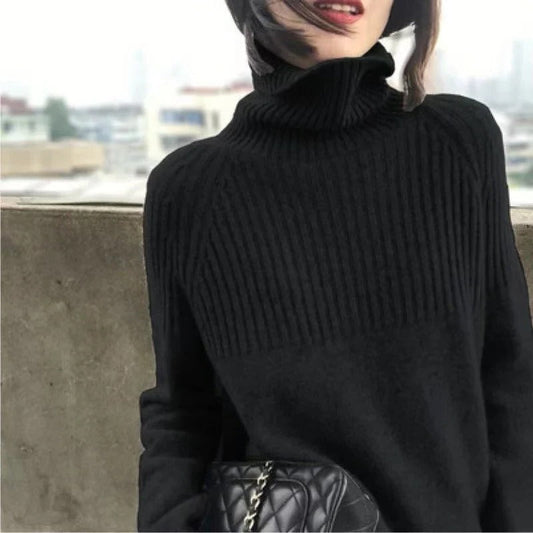 Cashmere Turtleneck Sweater with Tailored Fit and Breathable Knit, Long Sleeve for Women