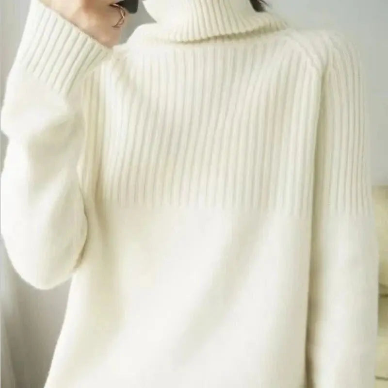 Cashmere Turtleneck Sweater with Tailored Fit and Breathable Knit, Long Sleeve for Women Avento Goods