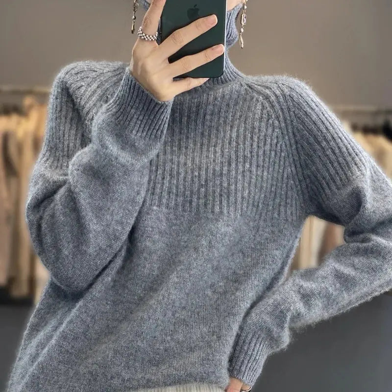 Cashmere Turtleneck Sweater with Tailored Fit and Breathable Knit, Long Sleeve for Women Avento Goods