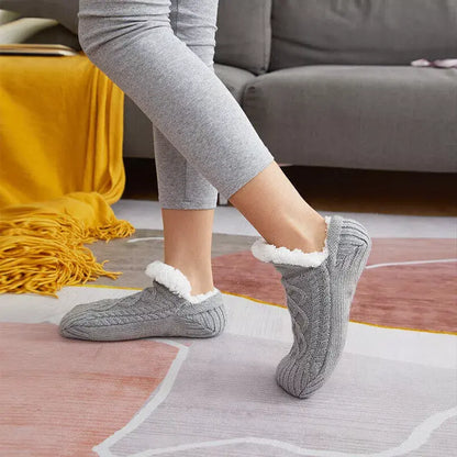 Non-Slip Thermal Socks with Brushed Insulation and Stretch Calf Fit for Indoor Use Avento Goods