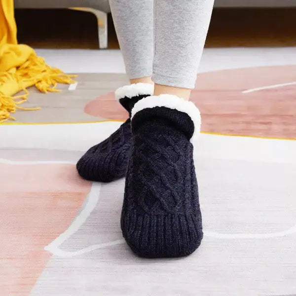 Non-Slip Thermal Socks with Brushed Insulation and Stretch Calf Fit for Indoor Use Avento Goods