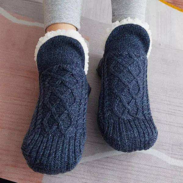 Non-Slip Thermal Socks with Brushed Insulation and Stretch Calf Fit for Indoor Use Avento Goods