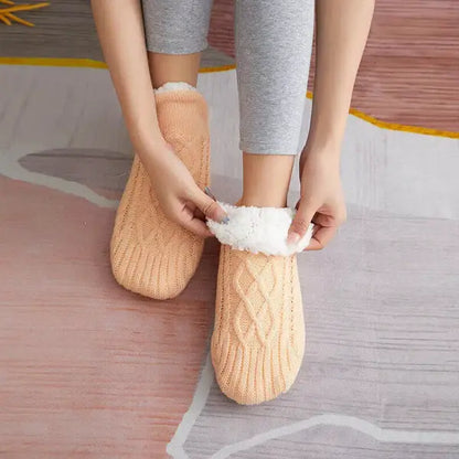 Non-Slip Thermal Socks with Brushed Insulation and Stretch Calf Fit for Indoor Use Avento Goods