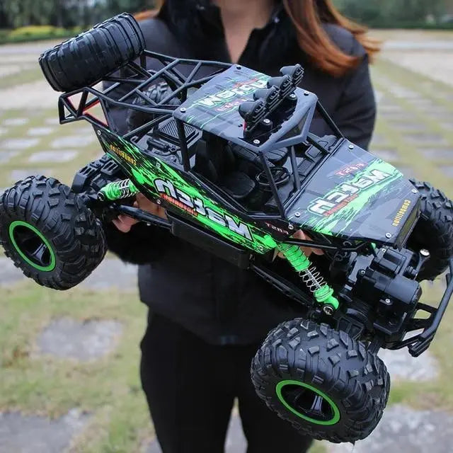 Remote Control Monster Truck with 4GHz 50m Range and Shockproof Suspension, 30-Min Runtime Avento Goods